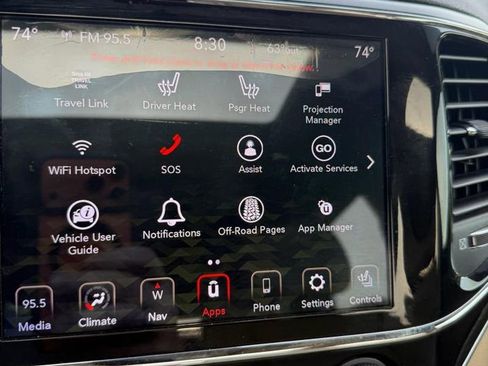 Used 2020 Jeep Grand Cherokee Limited AWD/4WD image 15