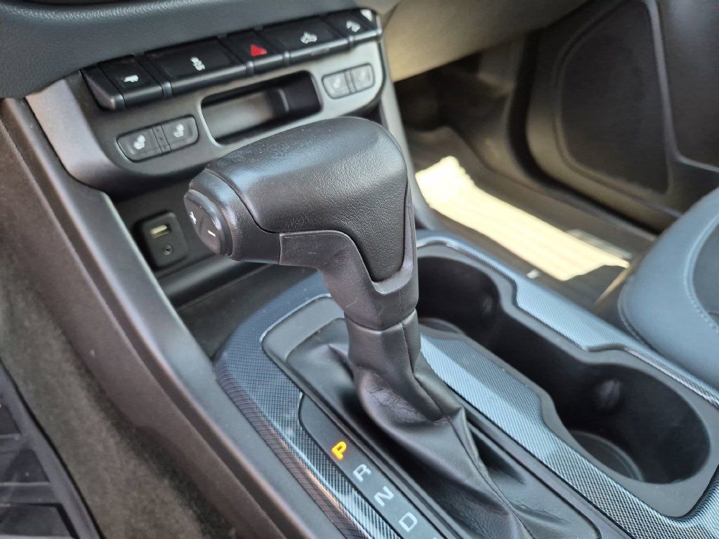 Used 2016 Chevrolet Colorado Z71 AWD/4WD image 24
