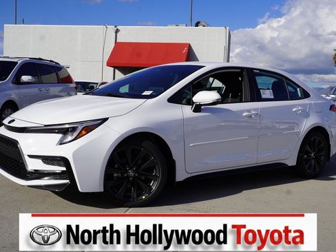 New 2026 Toyota Corolla SE image 1