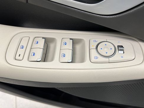 Used 2025 Hyundai Sonata SEL FWD image 15