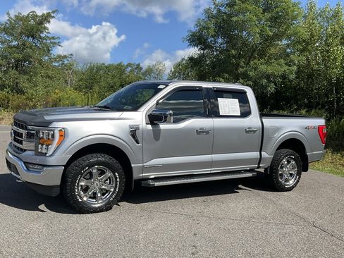 Used 2023 Ford F150 Lariat image 35