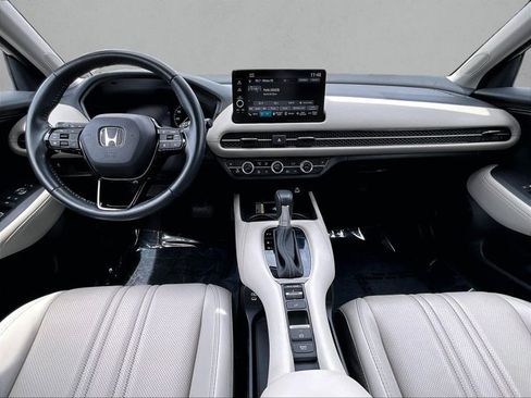Used 2025 Honda HR-V EX-L image 16