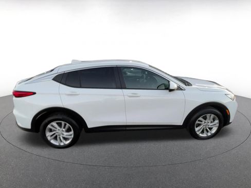 Used 2025 Buick Envista Preferred image 16