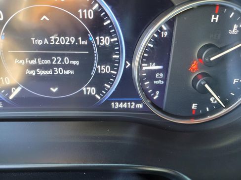Used 2022 Buick Enclave Premium FWD image 33