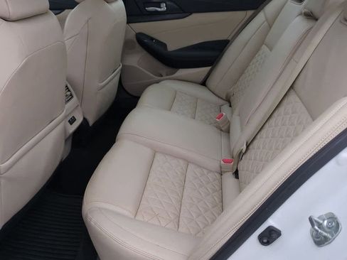 Used 2019 Nissan Maxima Platinum image 19