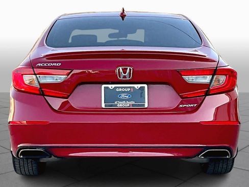 Used 2019 Honda Accord Sport image 5