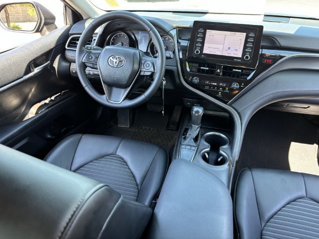 Used 2022 Toyota Camry SE w/ Carpet Mat Package (TMS) FWD image 14