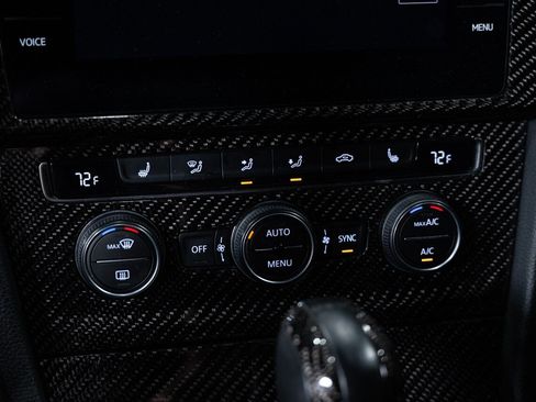 Used 2019 Volkswagen Golf R 4-Door image 58