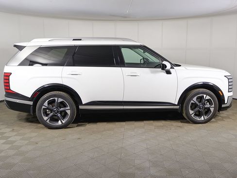 Used 2026 Hyundai Palisade Limited AWD/4WD image 19