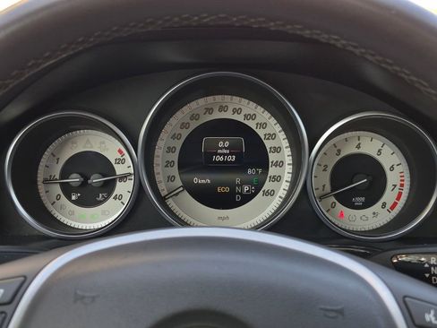 Used 2014 Mercedes-Benz E 350 Sedan image 20