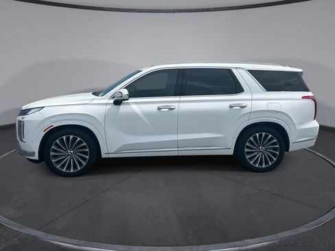 Used 2025 Hyundai Palisade Calligraphy FWD image 5