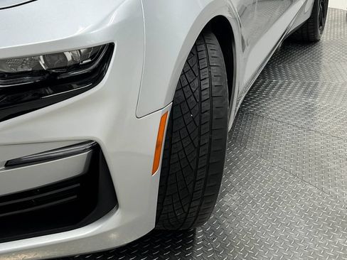 Used 2019 Chevrolet Camaro SS RWD image 38