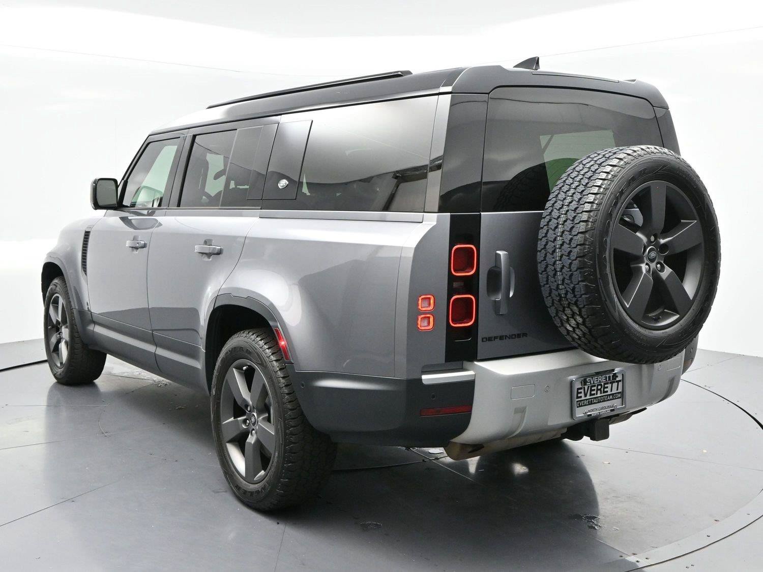 Used 2024 Land Rover Defender 130 S AWD/4WD image 5