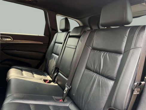 Used 2015 Jeep Grand Cherokee Limited AWD/4WD image 22