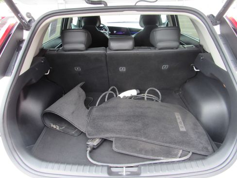 Used 2024 Kia Niro Wind FWD image 7