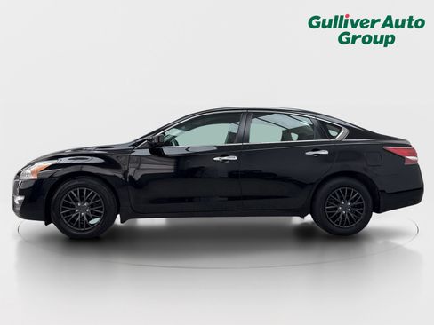 Used 2014 Nissan Altima 2.5 S FWD image 3