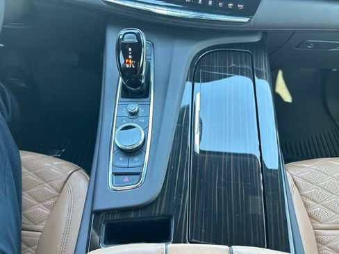 Certified 2023 Cadillac Escalade ESV Sport w/ LPO, ONYX Package AWD/4WD image 22