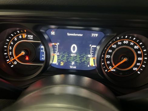 New 2026 Jeep Gladiator Willys AWD/4WD image 17