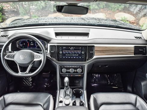 Used 2021 Volkswagen Atlas SEL Premium AWD/4WD image 12