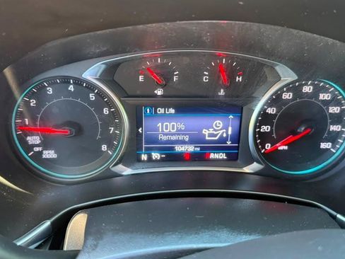 Used 2022 Chevrolet Equinox LT FWD image 14
