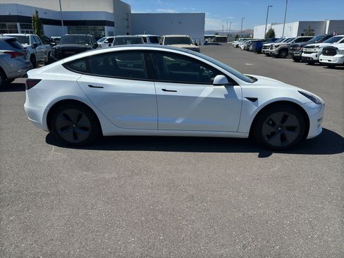 Used 2021 Tesla Model 3 Standard Range Plus RWD image 35