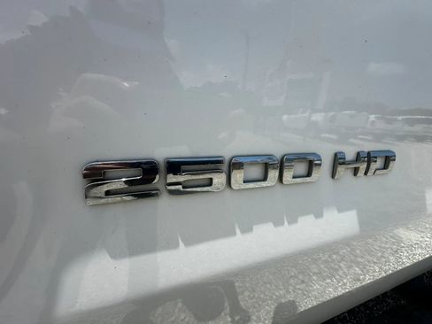 Used 2018 Chevrolet Silverado 2500 W/T AWD/4WD image 53