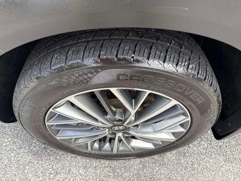 Used 2019 Hyundai Tucson SEL image 12