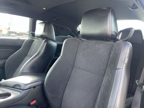 Used 2023 Dodge Challenger R/T w/ Plus Package image 19