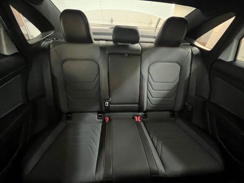 Used 2025 Volkswagen Jetta GLI Autobahn image 27