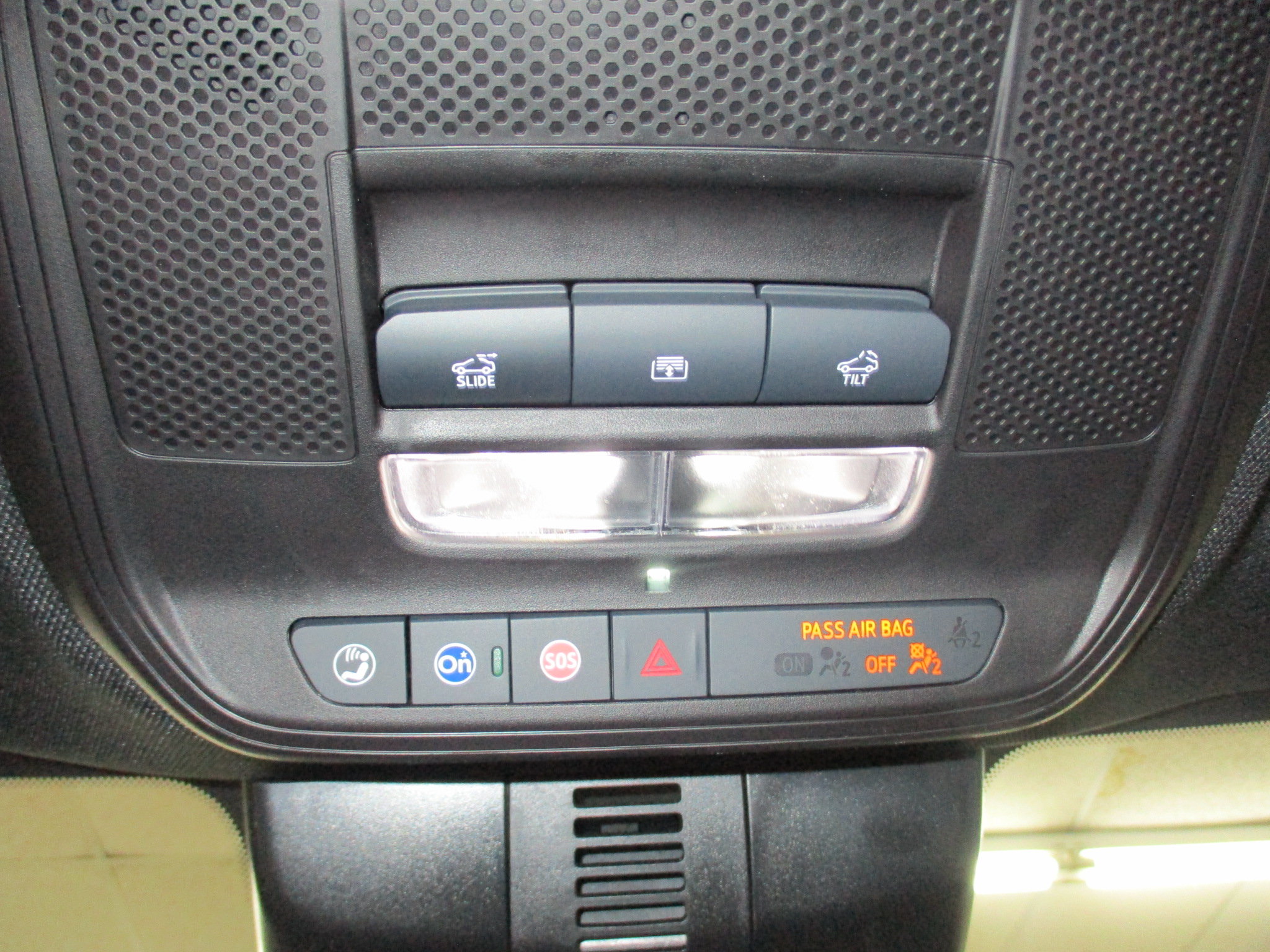 New 2026 GMC Acadia Elevation w/ Elevation Premium Package AWD/4WD image 37