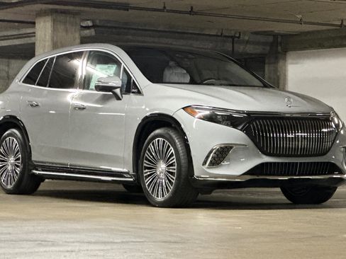 New 2025 Mercedes-Benz Maybach EQS 680 4MATIC image 6