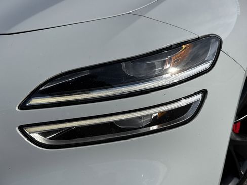 Used 2022 Genesis G70 3.3T w/ Sport Prestige Package image 6