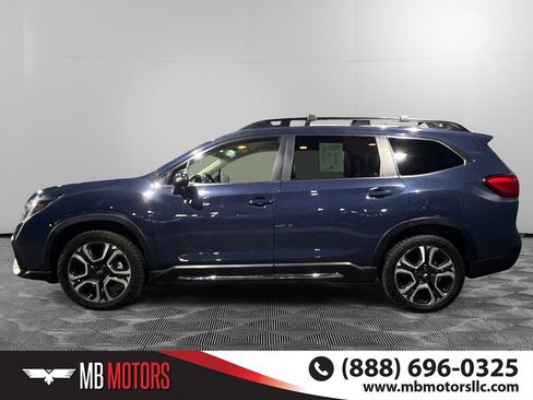 Used 2023 Subaru Ascent Limited image 9