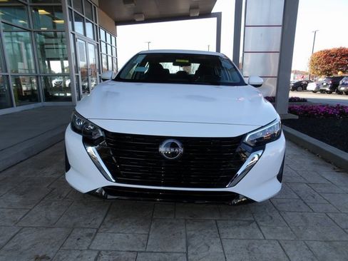 New 2025 Nissan Sentra S image 2