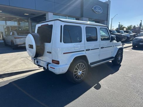 Used 2023 Mercedes-Benz G 550 image 3
