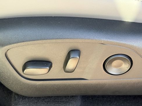 New 2026 GMC Acadia Elevation image 28