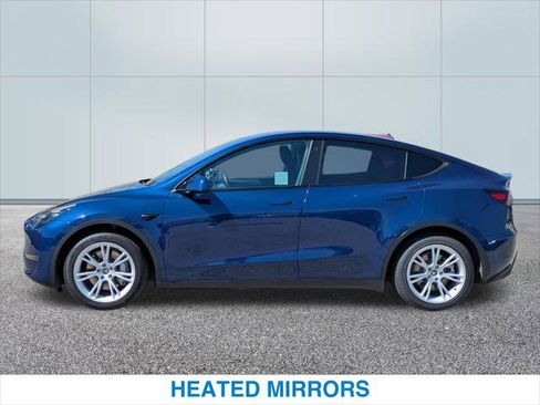 Used 2022 Tesla Model Y Long Range AWD/4WD image 10