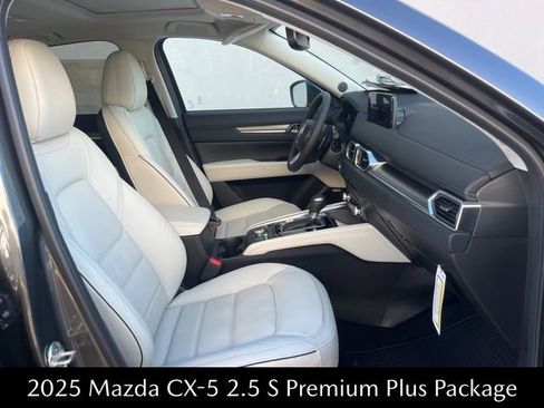 New 2025 MAZDA CX-5 AWD 2.5 S w/ Premium Plus Pkg image 30
