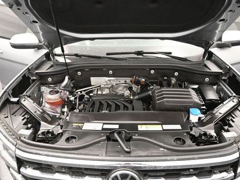 Used 2022 Volkswagen Atlas SE w/ Black Wheel Package image 14