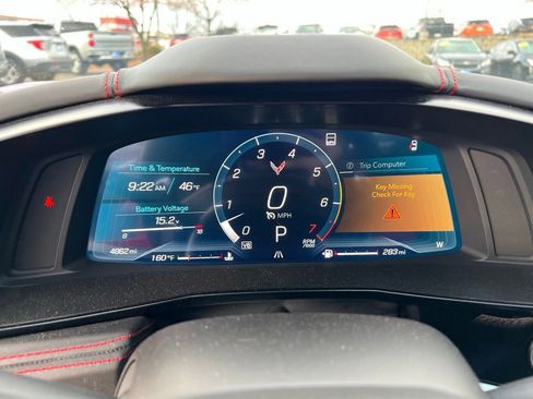 Used 2023 Chevrolet Corvette Stingray Premium Cpe w/ Body-Color Dual Roof Package image 44