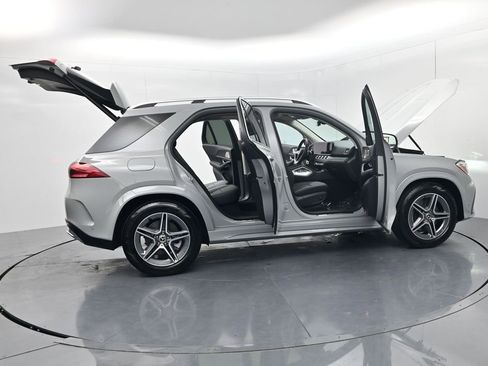 Used 2024 Mercedes-Benz GLE 450 4MATIC image 71