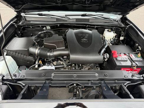 Used 2023 Toyota Tacoma TRD Off-Road image 20