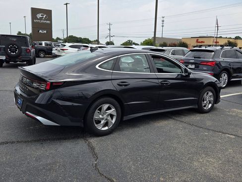 Certified 2026 Hyundai Sonata SE FWD image 12