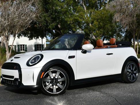 Used 2023 MINI Cooper S image 19