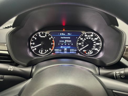 Used 2025 Nissan Altima 2.5 SV FWD image 25