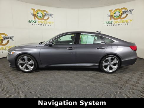Used 2020 Honda Accord Touring image 6
