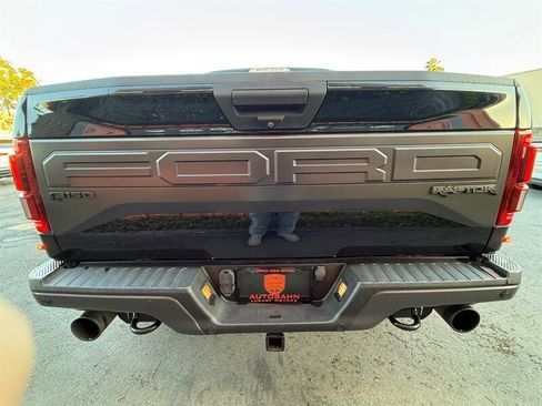 Used 2018 Ford F150 Raptor w/ Equipment Group 801A Mid image 14