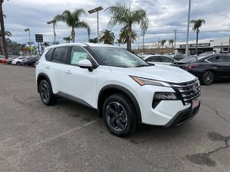 New 2026 Nissan Rogue SV w/ Cold Weather Package 360° Tour