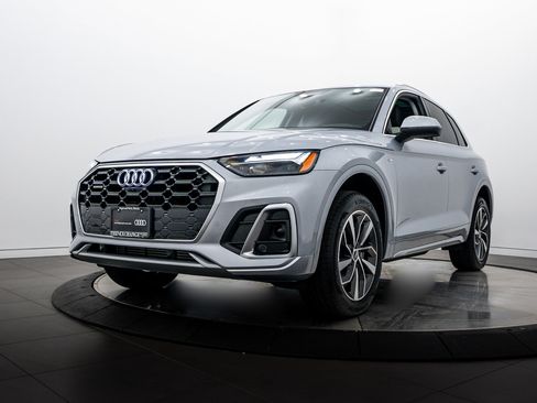 Certified 2023 Audi Q5 2.0T Premium Plus w/ Premium Plus Package AWD/4WD image 5