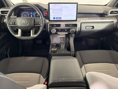 Used 2025 Toyota Tacoma TRD Off-Road image 22